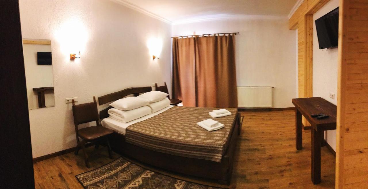 Гук Ресторанно-Готельний Комплекс Bukovel Extérieur photo